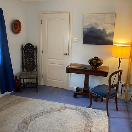 Beautiful Private Room With Kingsize Bed And Large Private En-Suite Peterborough Bagian luar foto